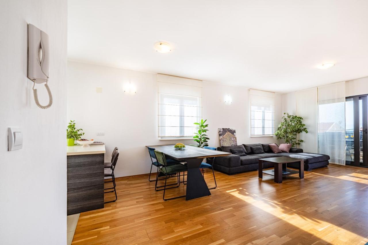 Apartman Eta Задар Экстерьер фото