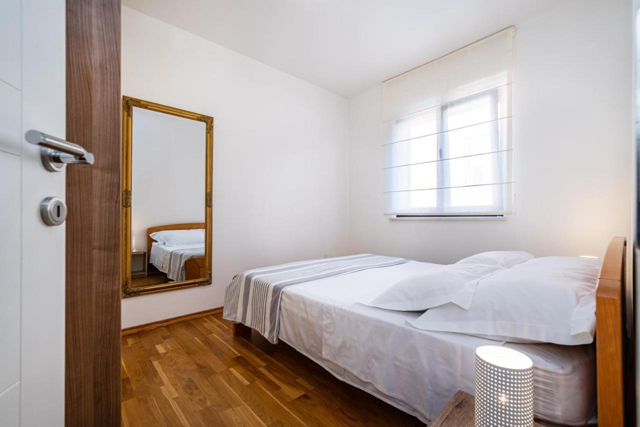 Apartman Eta Задар Экстерьер фото