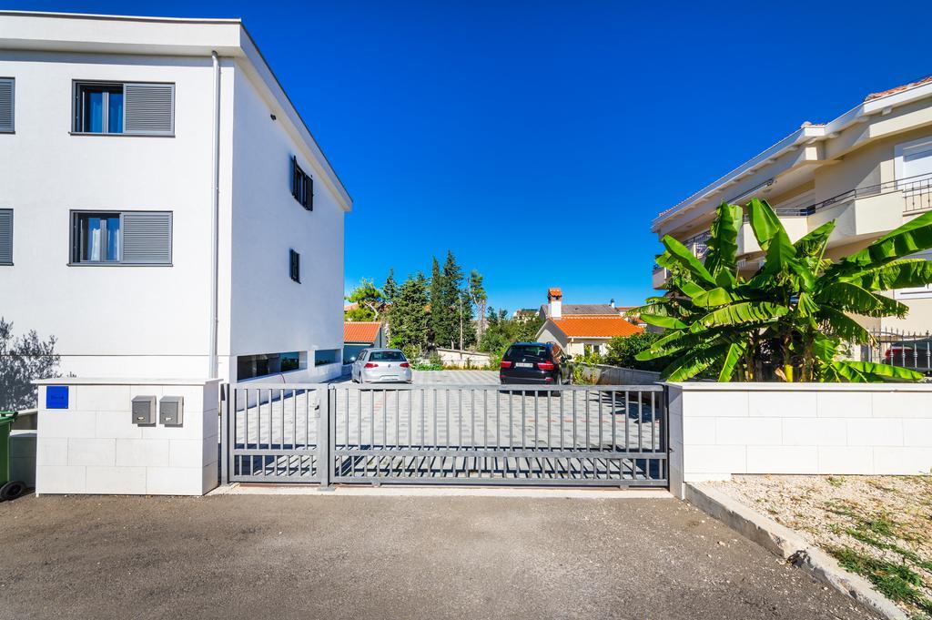 Apartman Eta Задар Экстерьер фото